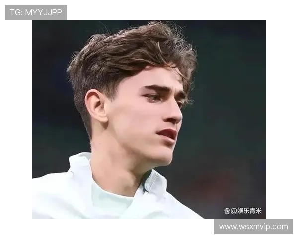 史上最帅气足球明星盘点他们的魅力与风采让人难以忘怀